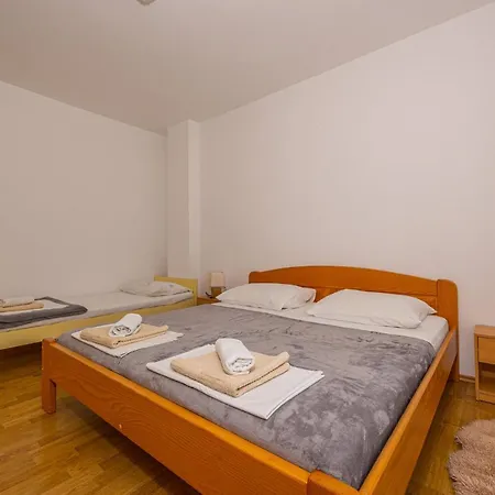 Stefka Guest house *
